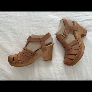 Kork-Ease Augustine Cutout Sandal Clogs